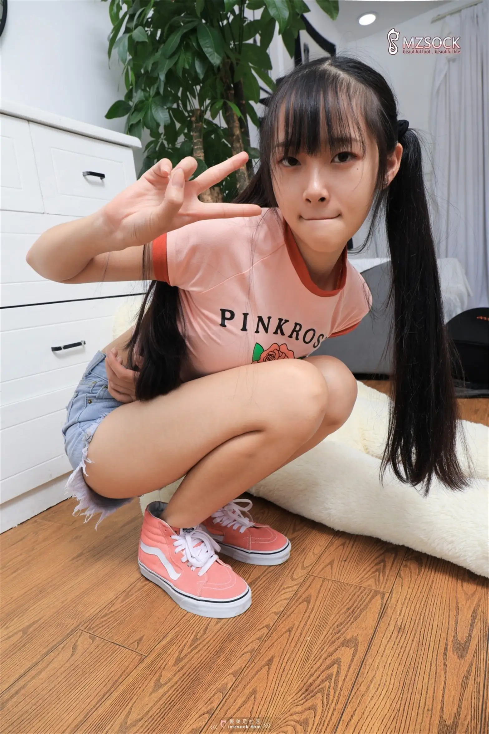 [Mzsock] Love beautiful feet NO.085 Ding ding#[66P]-22