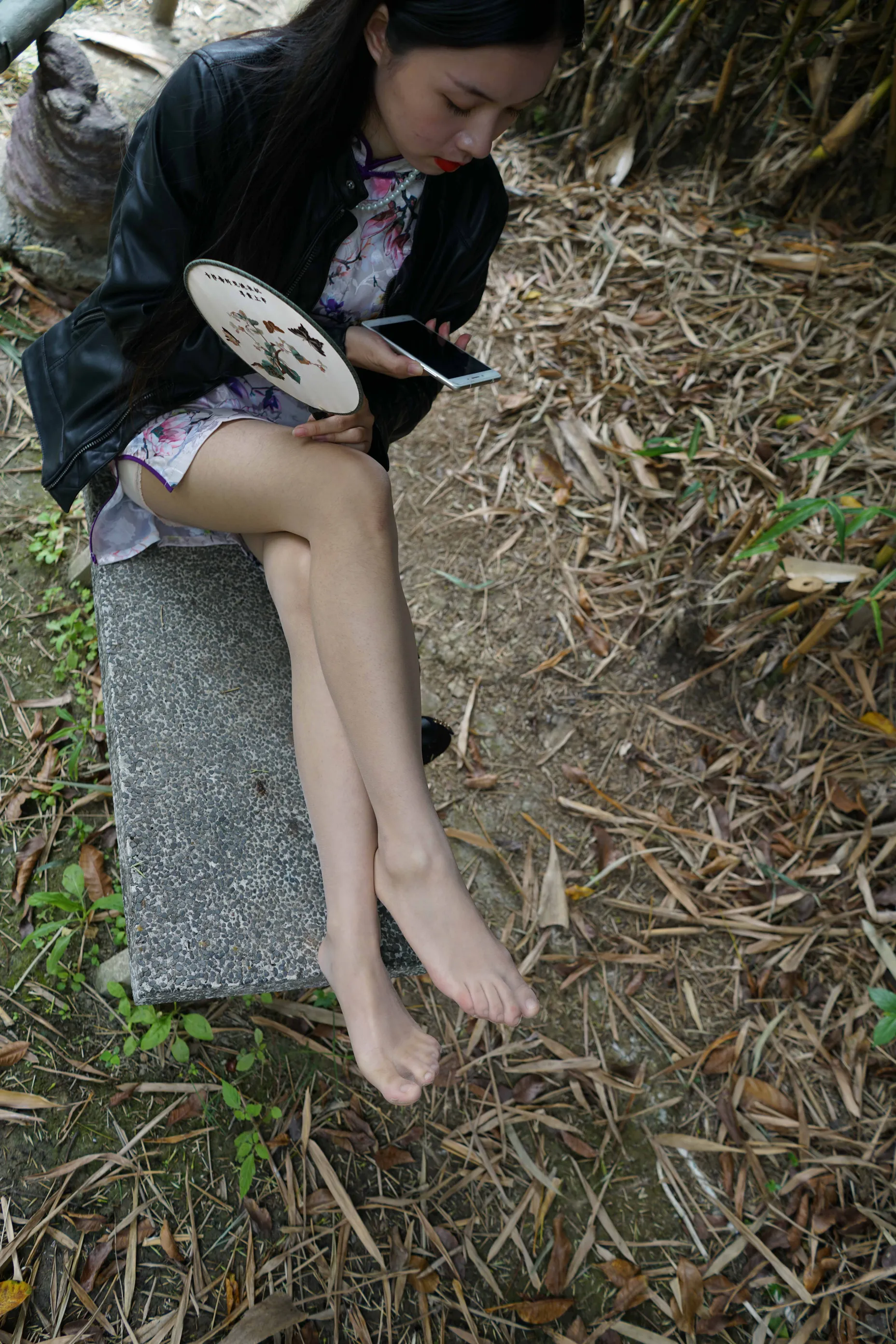 [Mzsock] NO.005 It’s the cheongsam, it’s Amu, and it’s those tender and slender feet street photography#[71P]-31