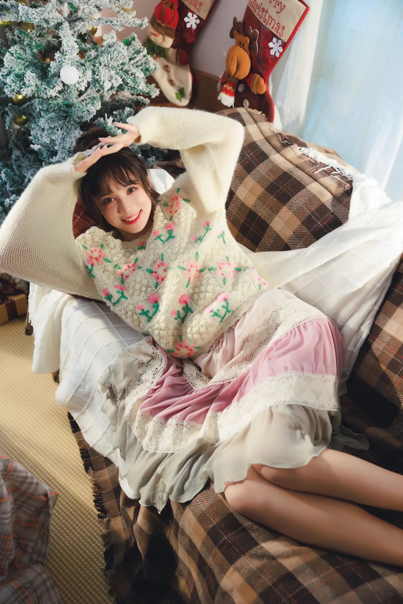 [YITUYU] 2022.06.17 Vol.1207 – Girls’ Christmas Season Two plus six#[36P]-25