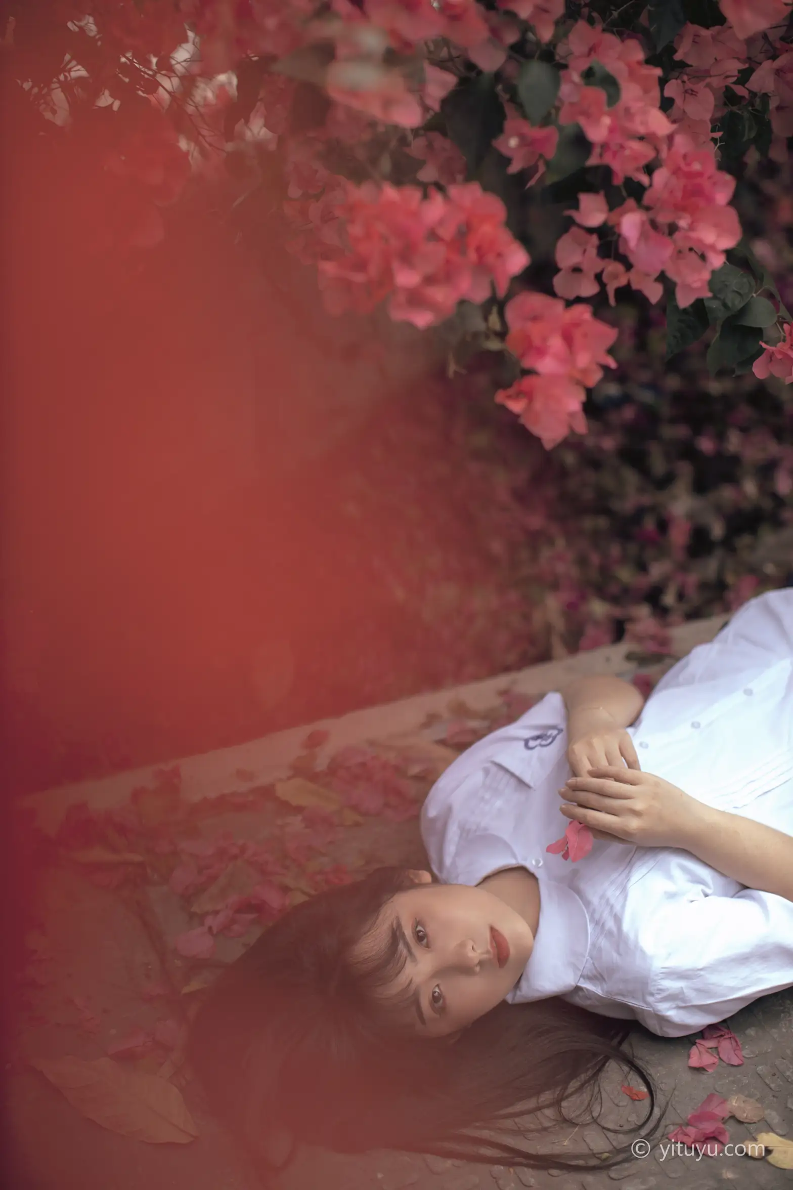 [YITUYU] 2021.04.28 Vol.046 – Flower Season Huang Ziqing#[27P]-16